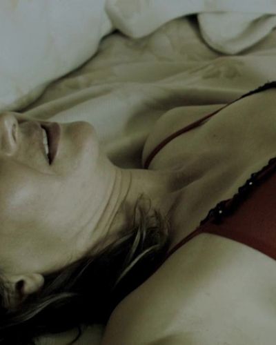 Hatice Aslan seksi ifşa fotoğrafı 29 — Üç Maymun (2008)