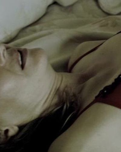 Hatice Aslan seksi ifşa fotoğrafı 30 — Üç Maymun (2008)