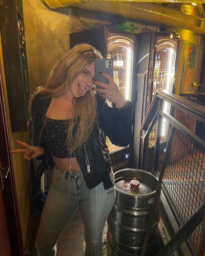 Hayal Köseoğlu seksi ifşa fotoğrafı 105