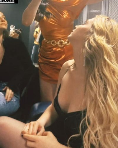 Hayal Köseoğlu seksi ifşa fotoğrafı 136