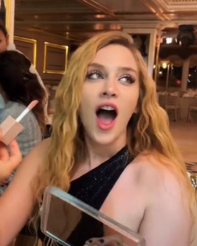 Hayal Köseoğlu seksi ifşa fotoğrafı 204