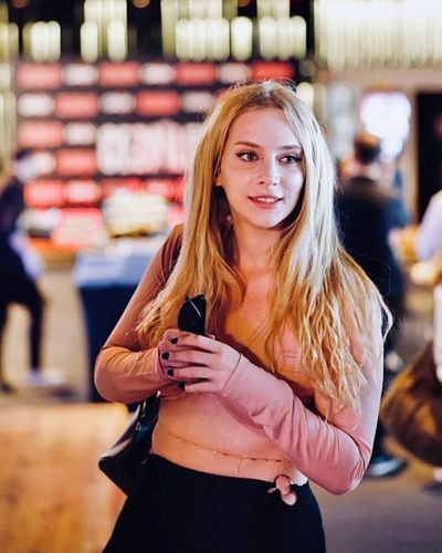 Hayal Köseoğlu seksi ifşa fotoğrafı 230