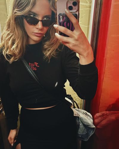Hayal Köseoğlu seksi ifşa fotoğrafı 24