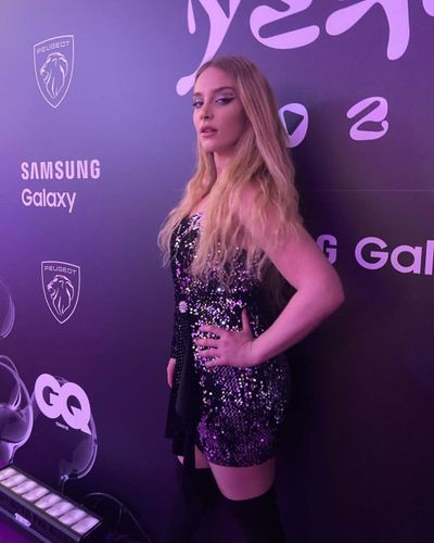 Hayal Köseoğlu seksi ifşa fotoğrafı 267