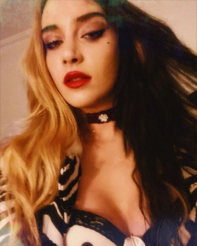 Hayal Köseoğlu seksi ifşa fotoğrafı 275