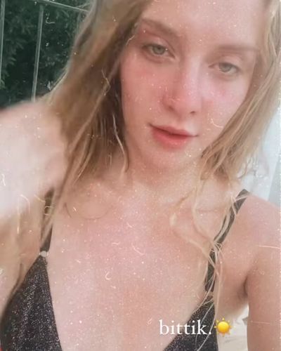 Hayal Köseoğlu seksi ifşa fotoğrafı 303