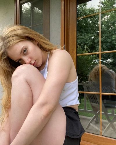 Hayal Köseoğlu seksi ifşa fotoğrafı 351