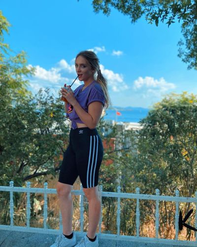 Hayal Köseoğlu seksi ifşa fotoğrafı 399