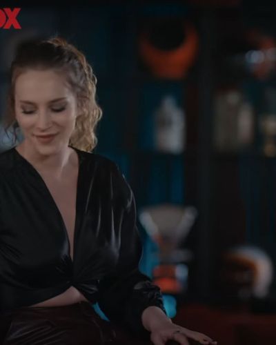 Hayal Köseoğlu seksi ifşa fotoğrafı 406