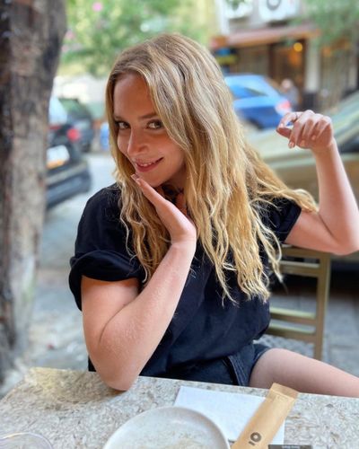 Hayal Köseoğlu seksi ifşa fotoğrafı 408