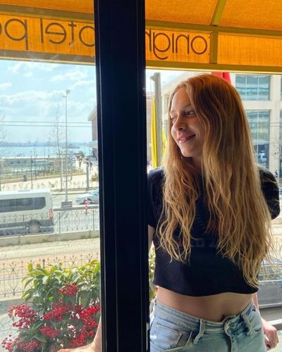 Hayal Köseoğlu seksi ifşa fotoğrafı 410