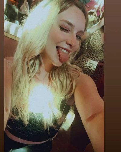 Hayal Köseoğlu seksi ifşa fotoğrafı 425
