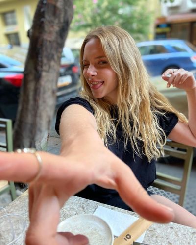 Hayal Köseoğlu seksi ifşa fotoğrafı 431