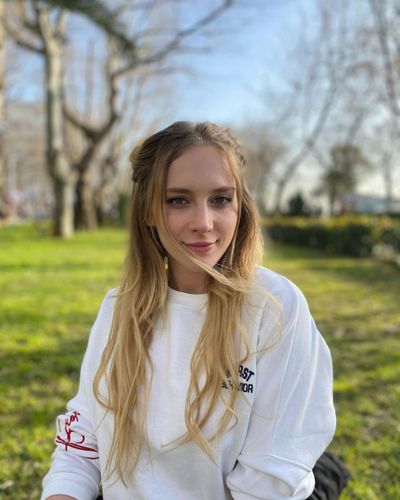 Hayal Köseoğlu seksi ifşa fotoğrafı 453