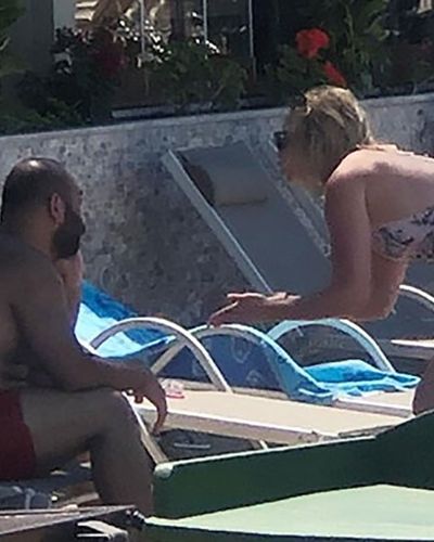 Hayal Köseoğlu seksi ifşa fotoğrafı 494