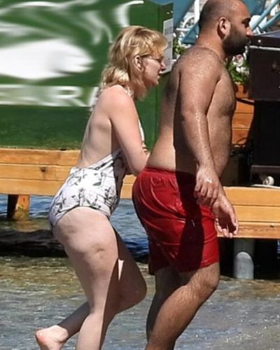 Hayal Köseoğlu seksi ifşa fotoğrafı 496