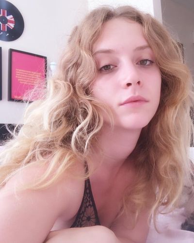 Hayal Köseoğlu seksi ifşa fotoğrafı 532