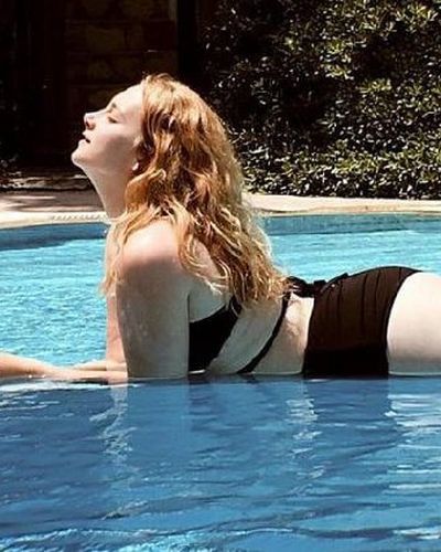 Hayal Köseoğlu seksi ifşa fotoğrafı 547