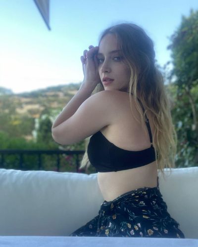 Hayal Köseoğlu seksi ifşa fotoğrafı 559