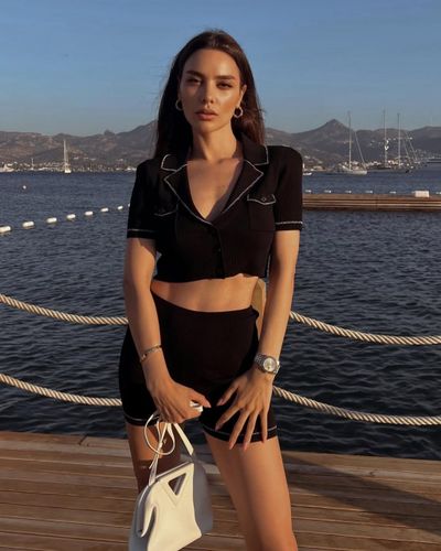 Hazal Filiz Küçükköse seksi ifşa fotoğrafı 15