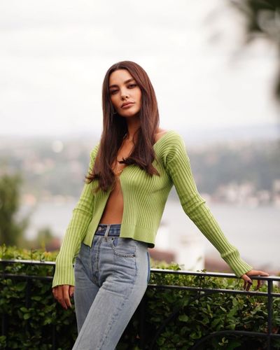 Hazal Filiz Küçükköse seksi ifşa fotoğrafı 190