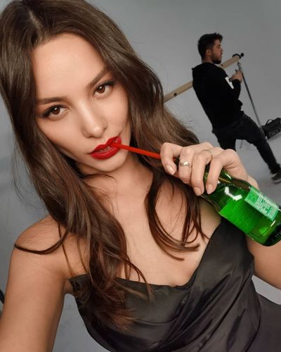 Hazal Filiz Küçükköse seksi ifşa fotoğrafı 83