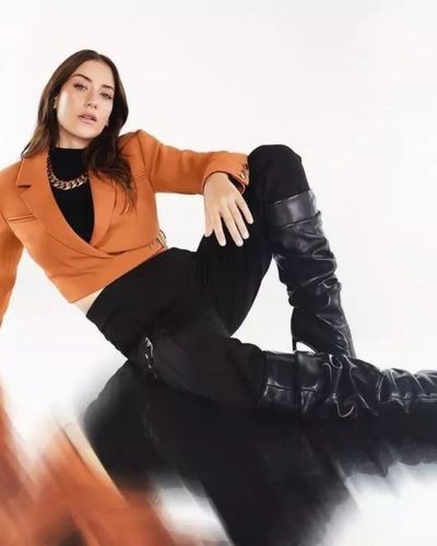 Hazal Kaya seksi ifşa fotoğrafı 104