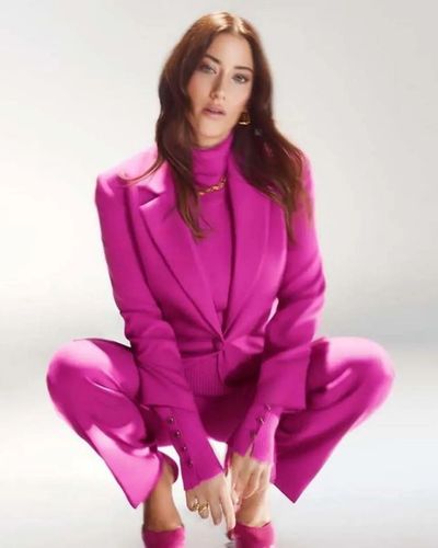 Hazal Kaya seksi ifşa fotoğrafı 127