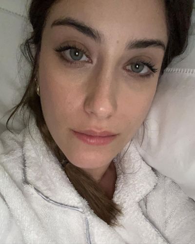Hazal Kaya seksi ifşa fotoğrafı 138