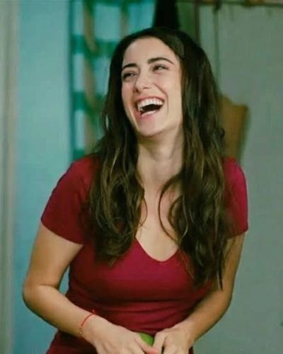 Hazal Kaya seksi ifşa fotoğrafı 157
