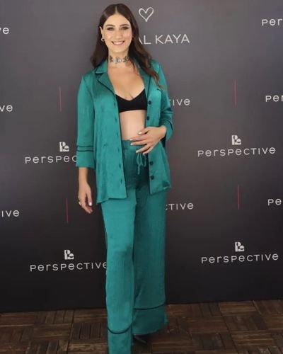 Hazal Kaya seksi ifşa fotoğrafı 174