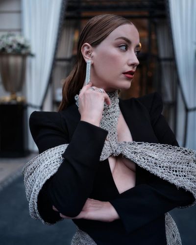 Hazal Kaya seksi ifşa fotoğrafı 215