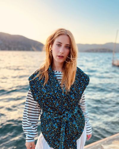 Hazal Kaya seksi ifşa fotoğrafı 217