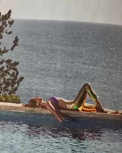 Hazal Kaya seksi ifşa fotoğrafı 218