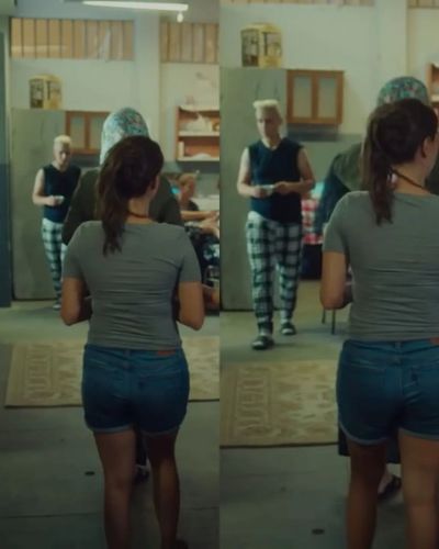 Hazal Kaya seksi ifşa fotoğrafı 307