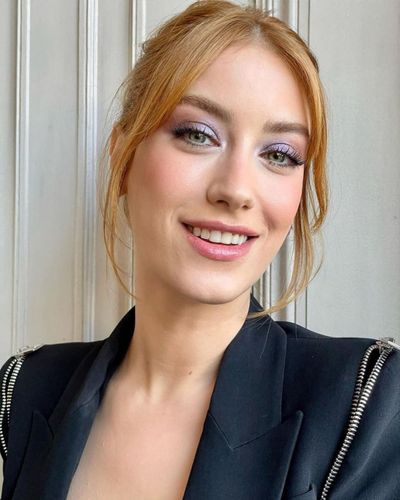 Hazal Kaya seksi ifşa fotoğrafı 321