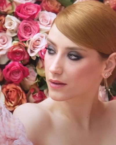 Hazal Kaya seksi ifşa fotoğrafı 331