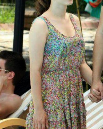 Hazal Kaya seksi ifşa fotoğrafı 333