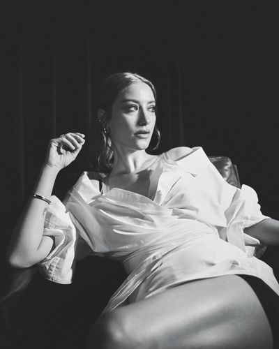 Hazal Kaya seksi ifşa fotoğrafı 350