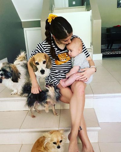 Hazal Kaya seksi ifşa fotoğrafı 368