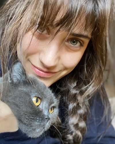 Hazal Kaya seksi ifşa fotoğrafı 373
