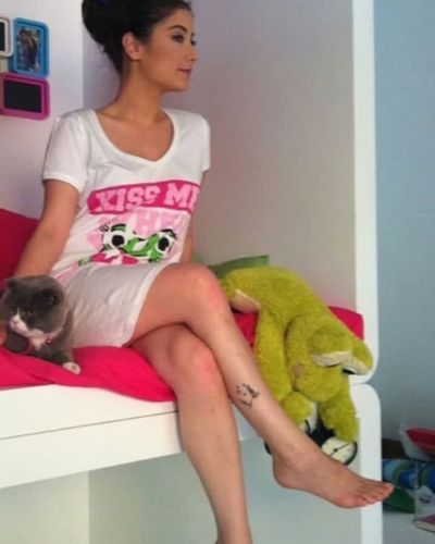 Hazal Kaya seksi ifşa fotoğrafı 421