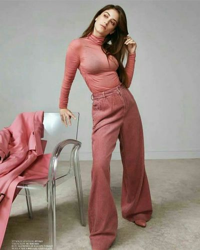 Hazal Kaya seksi ifşa fotoğrafı 447