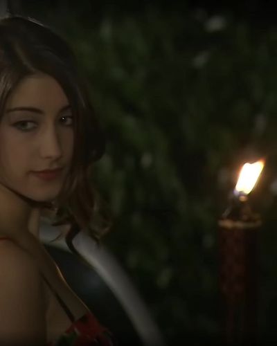 Hazal Kaya seksi ifşa fotoğrafı 73 — Aşk-ı Memnu (2008)