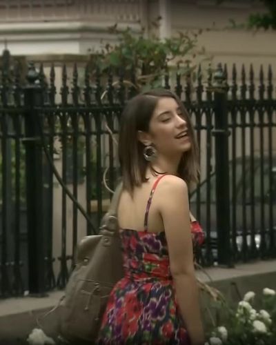Hazal Kaya seksi ifşa fotoğrafı 82 — Aşk-ı Memnu (2008)