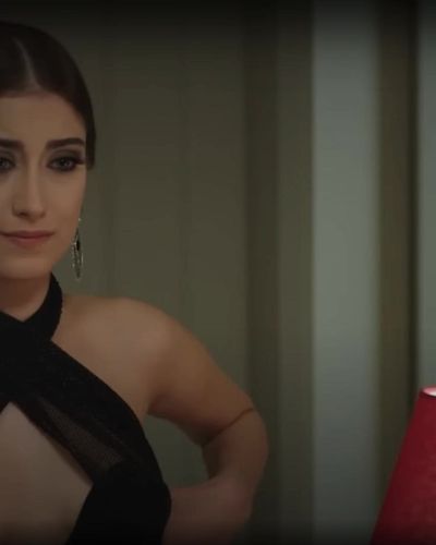 Hazal Kaya seksi ifşa fotoğrafı 37 — Maral: En Güzel Hikayem (2015)