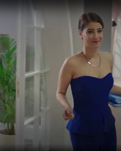 Hazal Kaya seksi ifşa fotoğrafı 39 — Maral: En Güzel Hikayem (2015)
