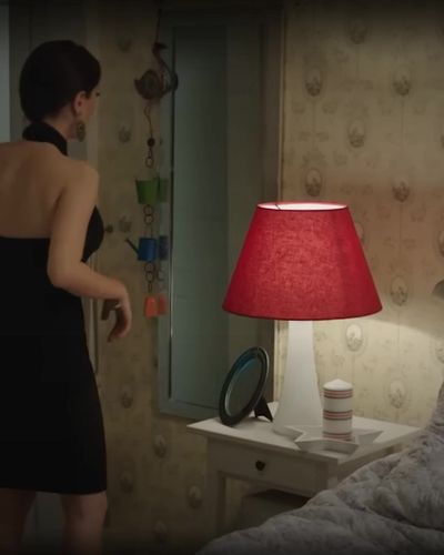 Hazal Kaya seksi ifşa fotoğrafı 45 — Maral: En Güzel Hikayem (2015)
