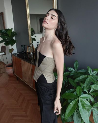 Hazar Erguclu seksi ifşa fotoğrafı 102