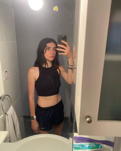 Hazar Erguclu seksi ifşa fotoğrafı 111